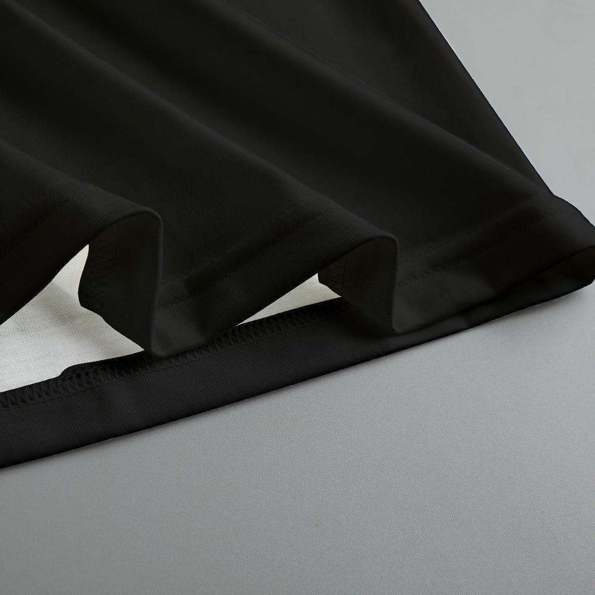 Anchored V-Neck Tee – Black & White